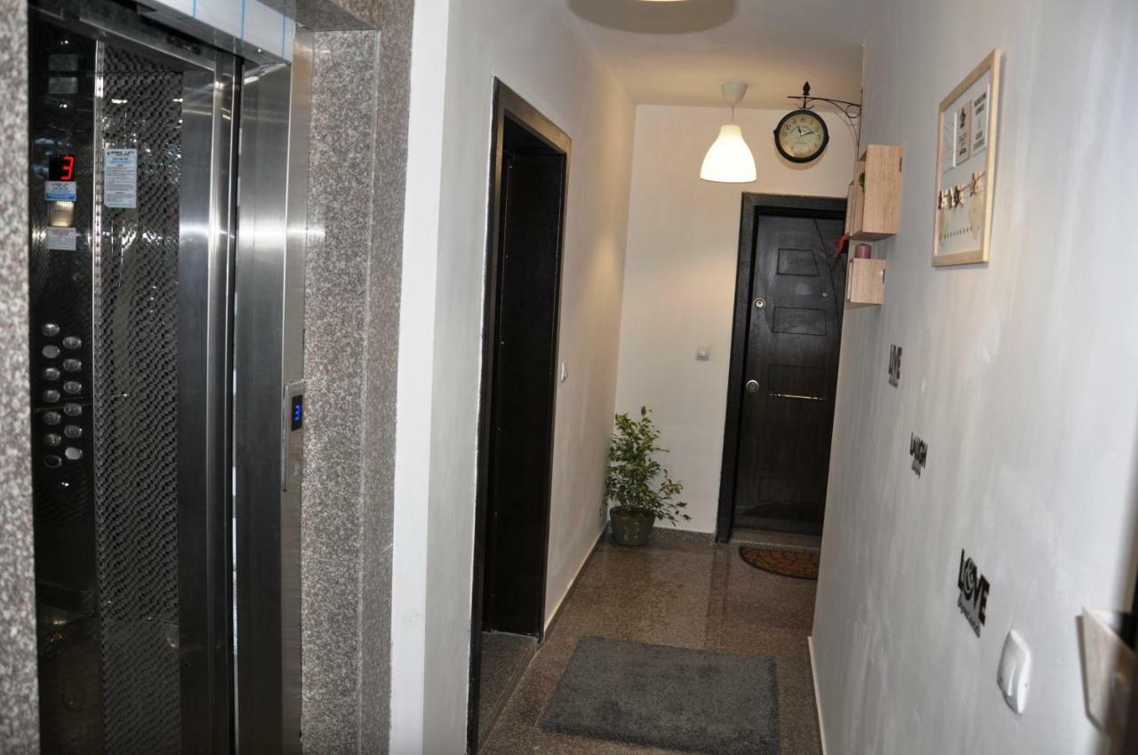 Lux Apartment Pazardzhik Exterior photo